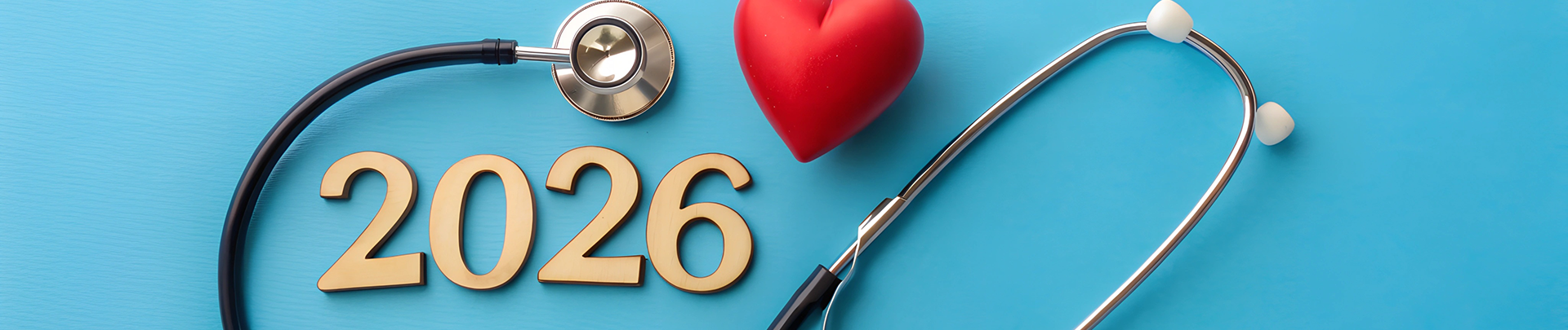 Zorgverzekering 2026; stethoscoop, rood hart en 2026 op een blauwe achtergrond